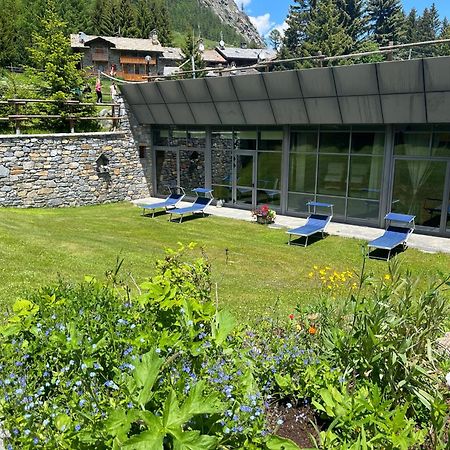 Hotel Granta Parey Rhemes-Notre-Dame Bagian luar foto