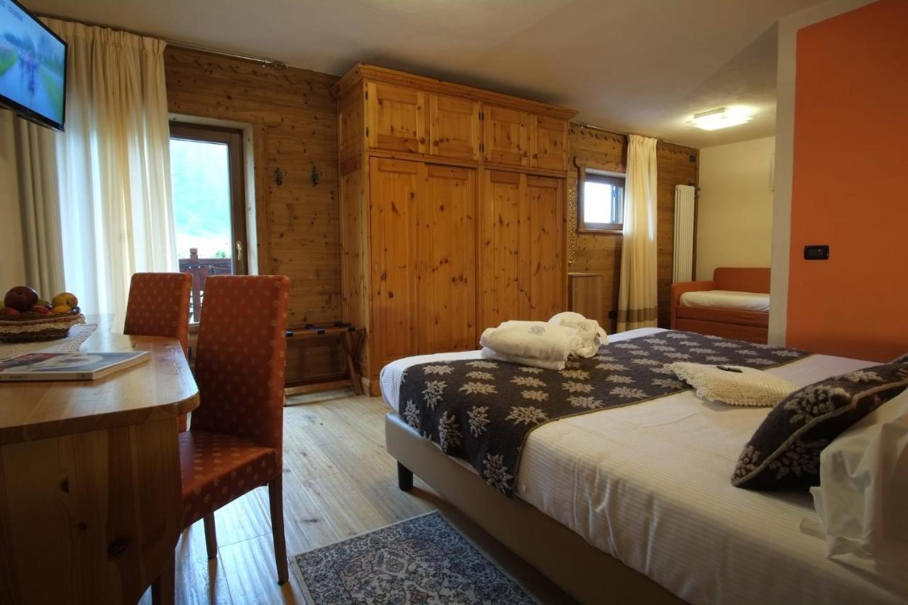 Hotel Granta Parey Rhemes-Notre-Dame Bagian luar foto