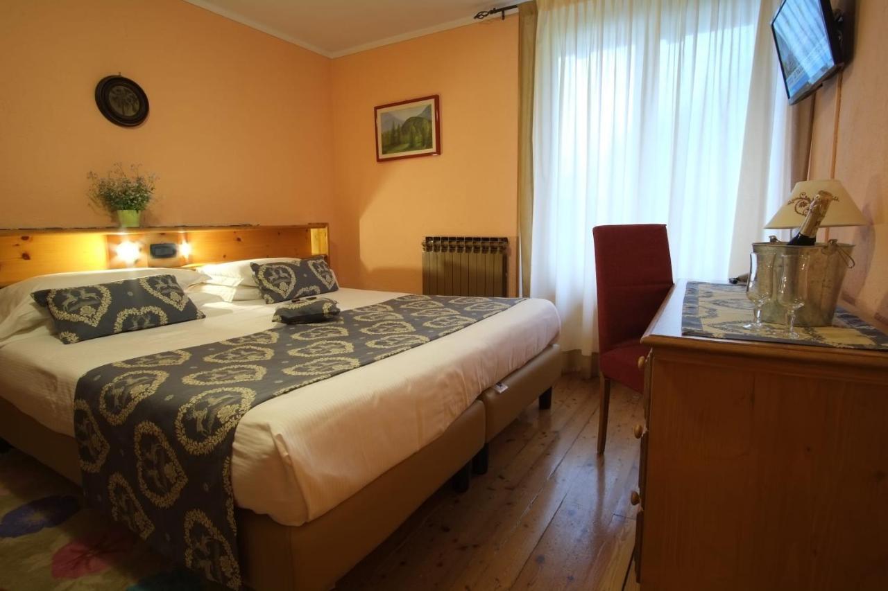Hotel Granta Parey Rhemes-Notre-Dame Bagian luar foto