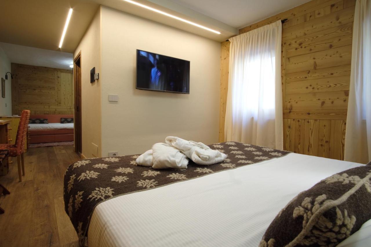 Hotel Granta Parey Rhemes-Notre-Dame Bagian luar foto