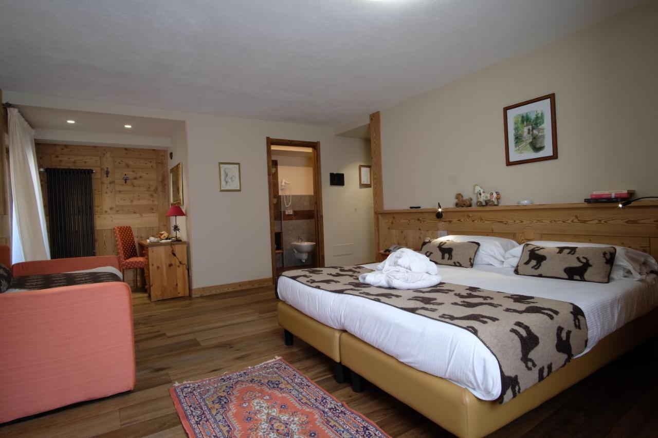 Hotel Granta Parey Rhemes-Notre-Dame Bagian luar foto