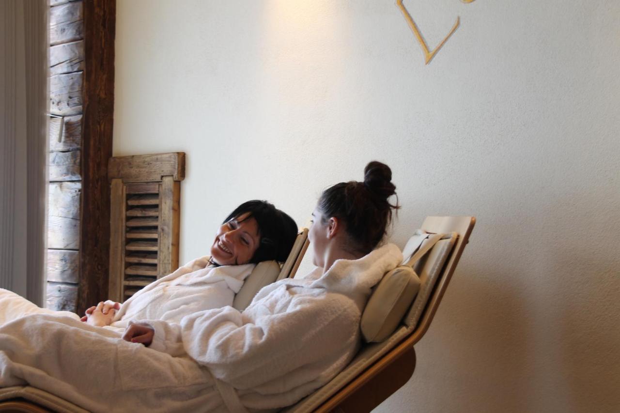 Hotel Granta Parey Rhemes-Notre-Dame Bagian luar foto