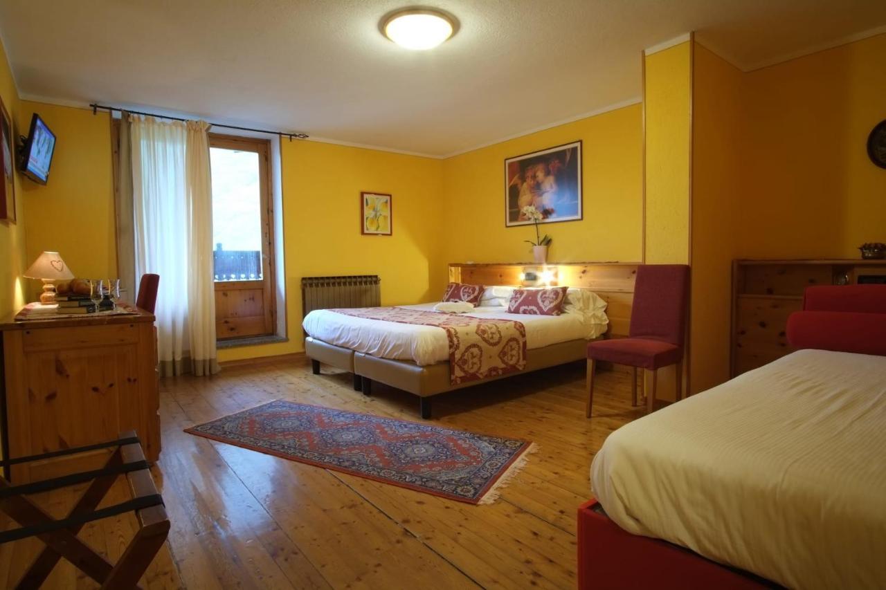 Hotel Granta Parey Rhemes-Notre-Dame Bagian luar foto